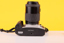 Load image into Gallery viewer, Minolta Dynax 505si Super 35mm Film SLR Camera with AF 70-210mm f/4.5-5.6 Zoom Lens Tested
