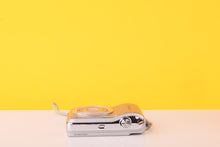 Load image into Gallery viewer, Samsung ES30 12.2MP Digital Compact Camera 5x Optical Zoom
