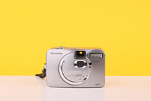 Load image into Gallery viewer, Fujifilm FinePix A101 1.3MP Digital Compact Camera Silver
