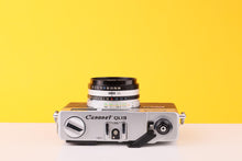 Load image into Gallery viewer, Canon Canonet QL19 G-III 35mm Rangefinder Film Camera with 40mm f/1.7 Lens
