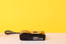 Load image into Gallery viewer, Nikon COOLPIX L25 10.1MP Digital Compact Camera - Boxed
