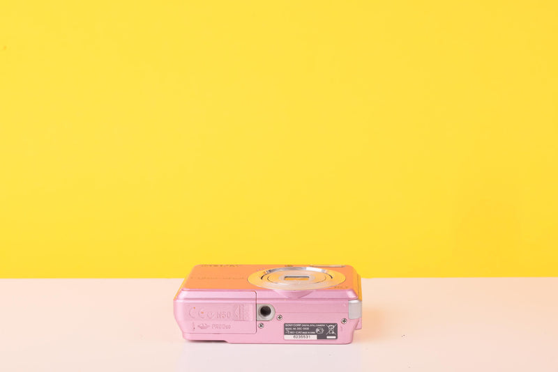 Sony Cyber-shot DSC-S930 10.1MP Digital Compact Camera Pink