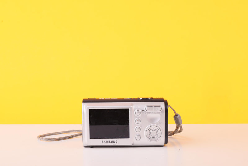 Samsung Digimax A503 5.0MP Digital Compact Camera