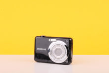 Load image into Gallery viewer, Samsung ES9 12.2MP Digital Compact Camera Black 4x Optical Zoom
