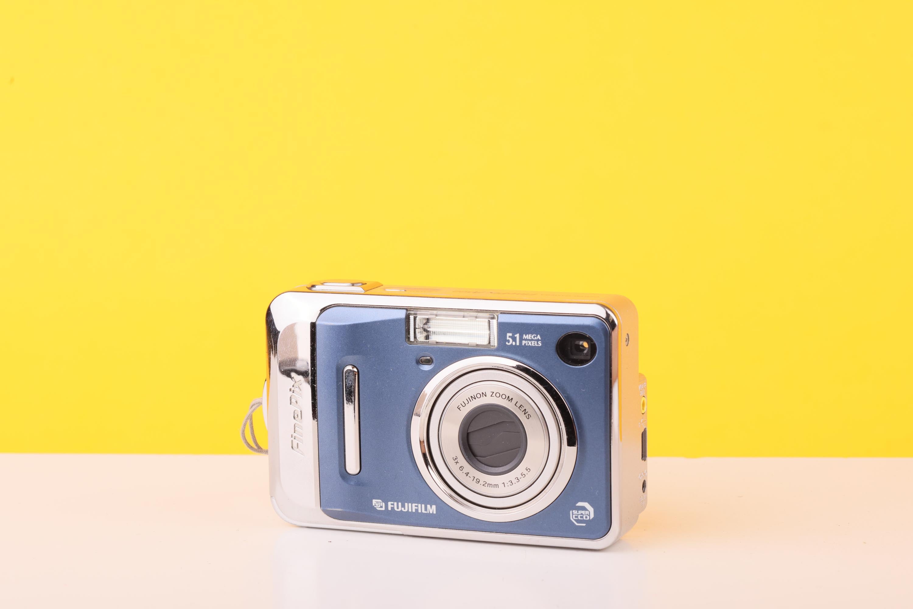 Fujifilm FinePix A500 5.1MP Super CCD Digital Compact Camera – 3x