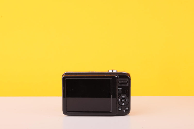 Samsung ES30 12.2MP Digital Compact Camera 5x Optical Zoom