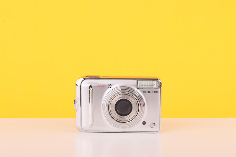 Fujifilm FinePix A610 6.3MP Digital Compact Camera Boxed