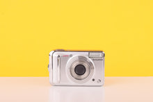 Load image into Gallery viewer, Fujifilm FinePix A610 6.3MP Digital Compact Camera Boxed
