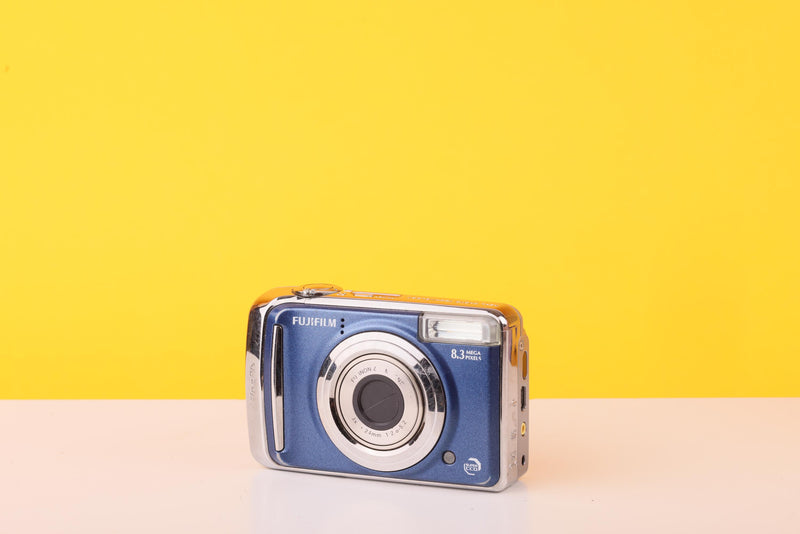 Fujifilm FinePix A805 8.3MP Digital Compact Camera 3x Optical Zoom