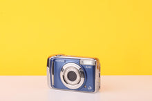 Load image into Gallery viewer, Fujifilm FinePix A805 8.3MP Digital Compact Camera 3x Optical Zoom
