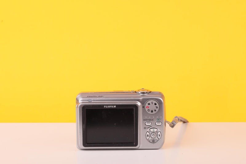 Fujifilm FinePix A805 8.3MP Digital Compact Camera 3x Optical Zoom