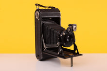 Load image into Gallery viewer, Zeiss Ikonta C 6X9cm 120 film folding camera

