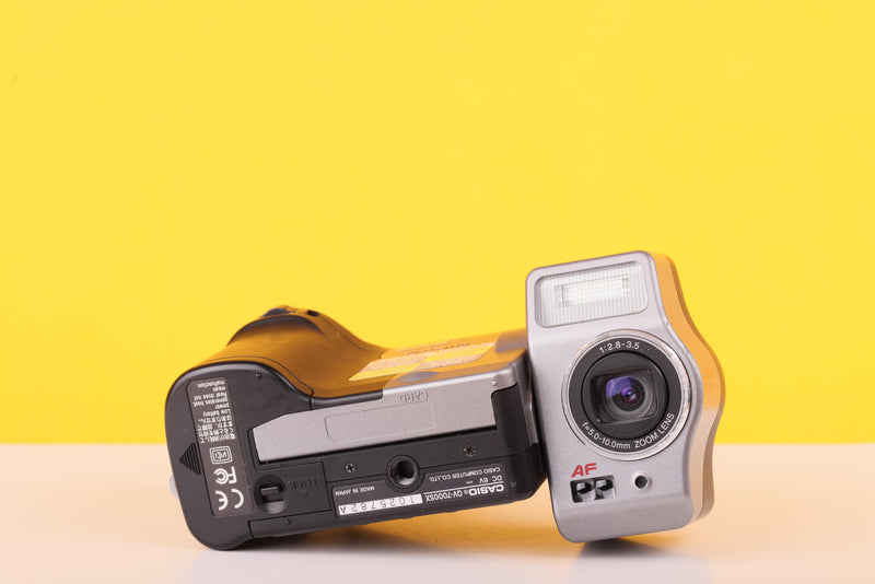 Casio QV-7000SX 1.3MP Digital Camera