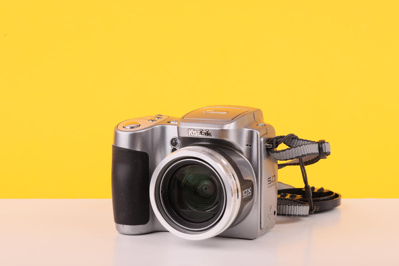 Kodak EasyShare Z740 5MP Digital Camera with 10x Optical Zoom