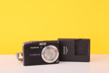 Load image into Gallery viewer, Fujifilm FinePix F60fd 12MP Digital Compact Camera
