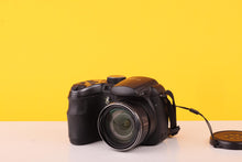 Load image into Gallery viewer, GE General Imaging W1500 14.1MP Digital Compact Camera 15x Optical Zoom
