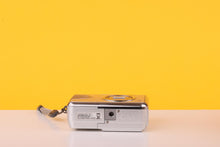 Load image into Gallery viewer, Fujifilm FinePix A370 5.2MP CCD Digital Compact Camera
