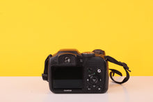 Load image into Gallery viewer, Fujifilm FinePix S5800 8MP Bridge Digital Camera
