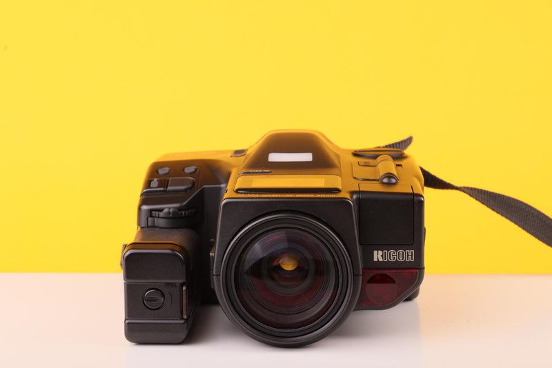 Ricoh Mirai 35–135mm Macro AF 35mm Film Camera