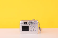Load image into Gallery viewer, Nikon COOLPIX 4100 4MP Compact Digital Camera Silver 3x Optical Zoom
