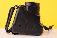 Load image into Gallery viewer, Chinon Genesis III AF 35mm Point And Shoot Film Camera
