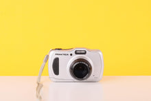 Load image into Gallery viewer, Praktica Luxmedia WP240 20MP Digital Compact Camera – Boxed
