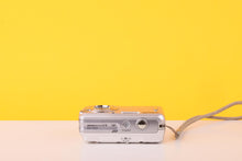 Load image into Gallery viewer, Sony Cyber-shot DSC-S600 6.0MP Compact Digital Camera Carl Zeiss 3x Optical Zoom Silver
