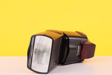 Load image into Gallery viewer, Canon Speedlite 580EX Flash – Boxed
