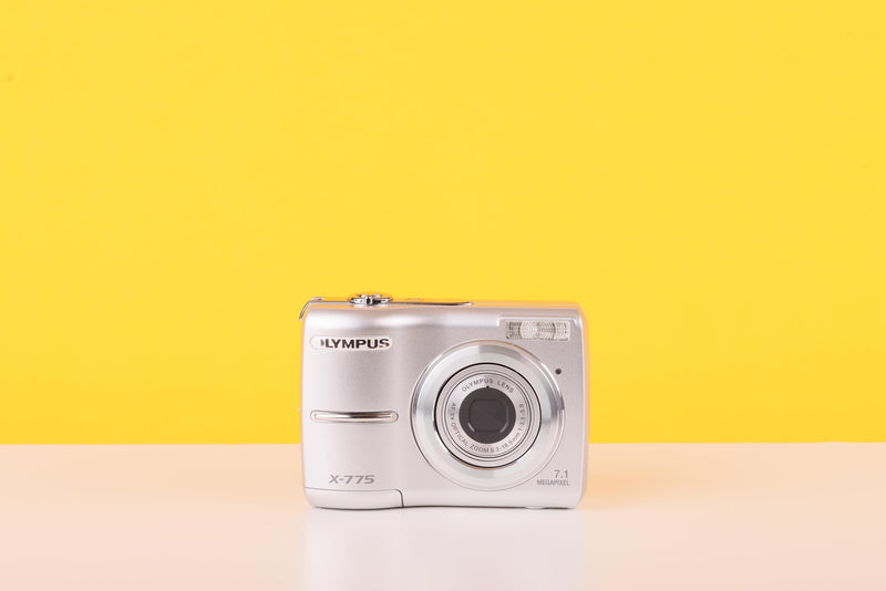 Olympus X-775 7.1MP Digital Compact Camera - Boxed
