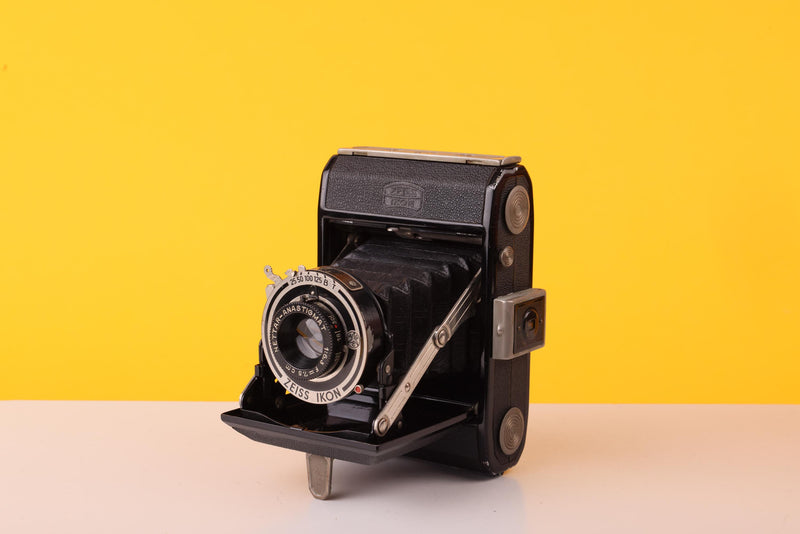 Zeiss Ikon Nettar 515 Folding 120 Film Camera 6x4.5cm