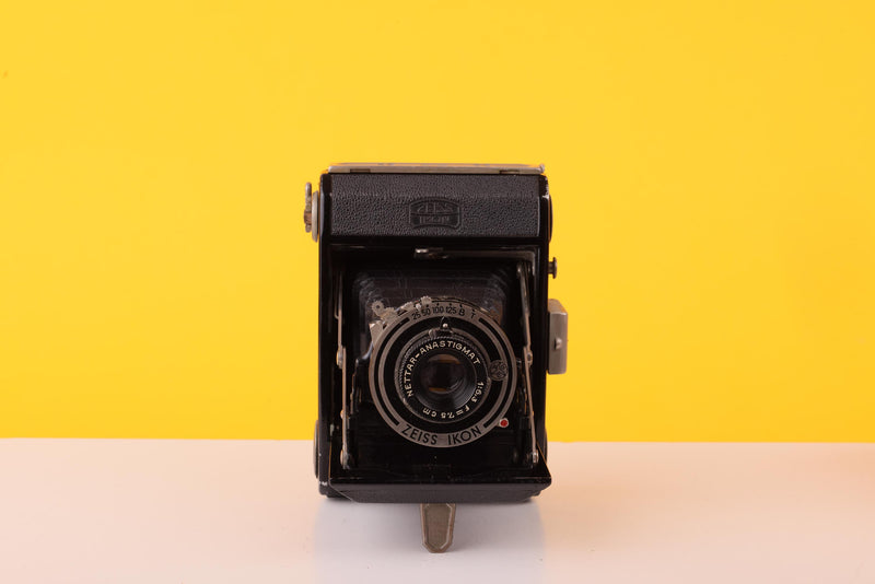 Zeiss Ikon Nettar 515 Folding 120 Film Camera 6x4.5cm