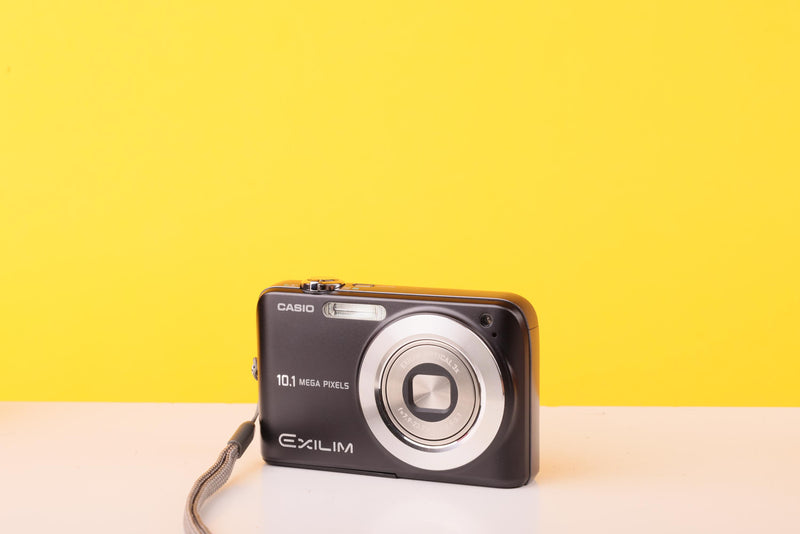 Casio Exilim EX-Z1050 Compact Digital Camera 10.1MP 3x Optical Zoom