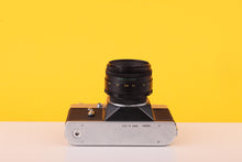 Load image into Gallery viewer, Zenit-B 35mm Film SLR Camera with Helios-44-2 58mm f/2 Lens
