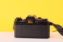 Load image into Gallery viewer, Voigtlander VSL 3-E 35mm SLR Film Camera with Color-Ultron 50mm f/1.8 Lens
