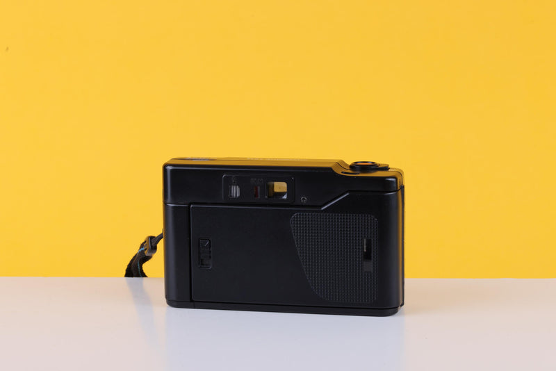 Yashica Auto Focus Motor II Quartz 35mm Point and Shoot Film Camera