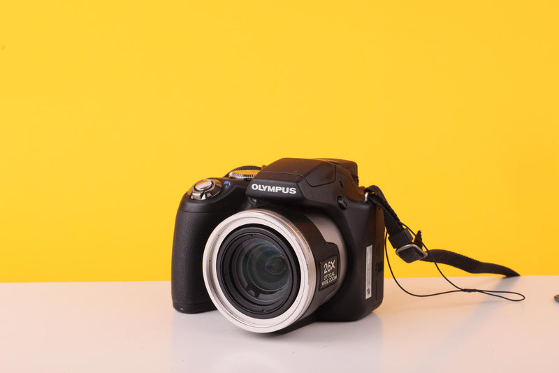 Olympus SP-590UZ 12MP Compact Digital Camera 26x Optical Zoom