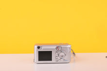 Load image into Gallery viewer, Canon PowerShot A430 4.0MP Compact Digital Camera Silver 4x Optical Zoom
