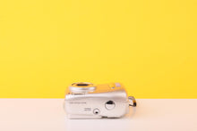 Load image into Gallery viewer, Olympus X-715 5.0MP 2.8x Optical Zoom Digital Compact Camera
