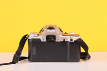 Load image into Gallery viewer, Pentax MZ-50 35mm Autofocus SLR Film Camera with Sigma 28-200mm Zoom Lens
