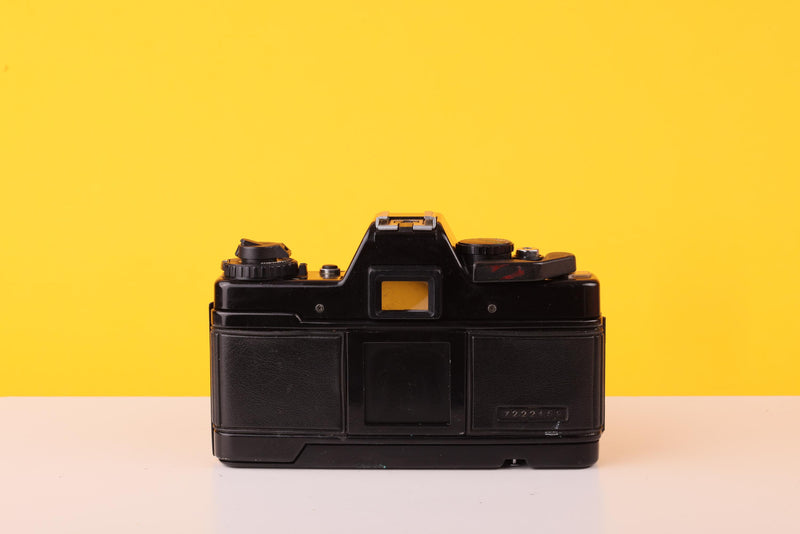Praktica BC1 Electronic 35mm SLR Film Camera with Pentacon Prakticar 50mm f/1.8 MC Lens