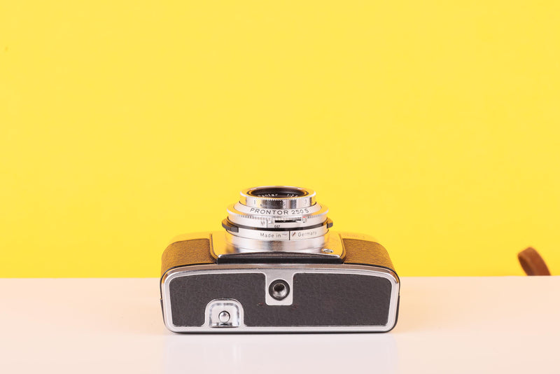 Zeiss Ikon Contina 35mm Rangefinder Film Camera with 45mm f/2.8 Color-Pantar Lens & Case