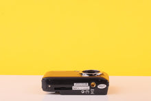 Load image into Gallery viewer, Vivitar ViviCam E128 Compact Digital Camera
