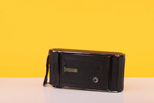 Load image into Gallery viewer, Zeiss Ikonta C 6X9cm 120 film folding camera

