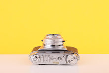 Load image into Gallery viewer, Kodak Retina IIA 35mm Rangefinder Film Camera with Schneider-Kreuznach Retina-Xenar 45mm f/2.8 Lens &amp; Case
