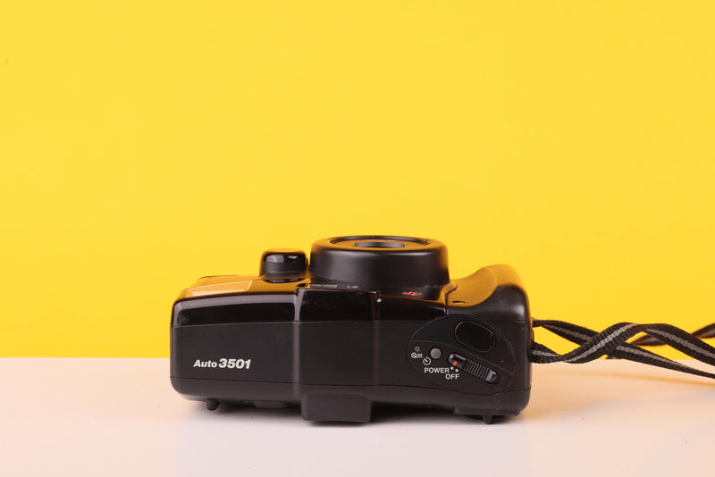 Chinon Auto 3501 35–70mm AF Zoom 35mm Film Point And Shoot Camera