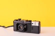 Load image into Gallery viewer, Chinon Bellami 35mm Compact Film Camera with 35mm f/2.8 Chinonex Color Lens
