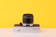Load image into Gallery viewer, Praktica L 35mm SLR Film Camera with Sigma Mini-Wide II 28mm f/2.8 Lens
