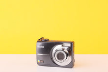 Load image into Gallery viewer, Kodak EasyShare CD613 6.2MP Digital Compact Camera
