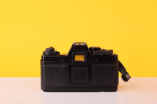 Load image into Gallery viewer, Praktica BCA Electronic 35mm SLR Film Camera with Pentacon Prakticar MC 50mm f/1.8 Lens
