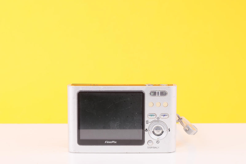Fujifilm FinePix Z1 5.1MP Super CCD Digital Compact Camera